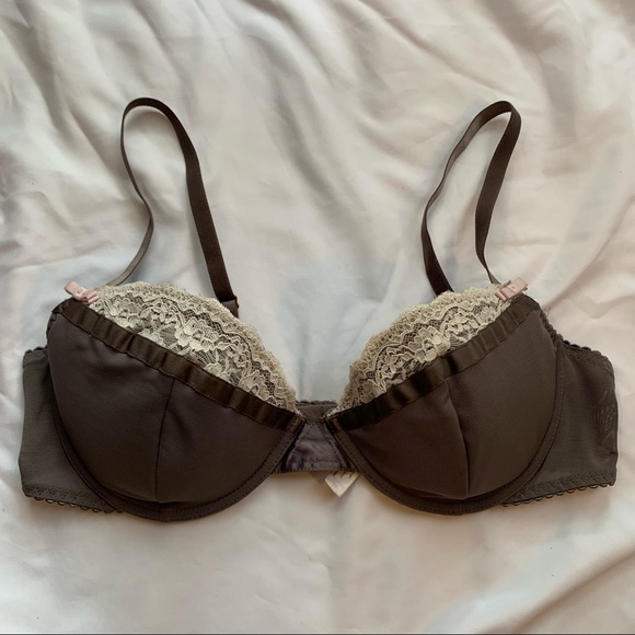 EUC Very Sexy Victorias Secret Mesh and Lace Bra - Picture 1 of 3